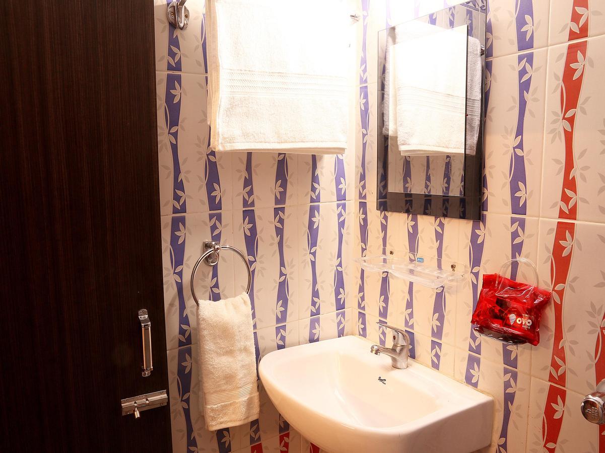 Oyo 3418 Hotel Amit Calcutta Eksteriør billede