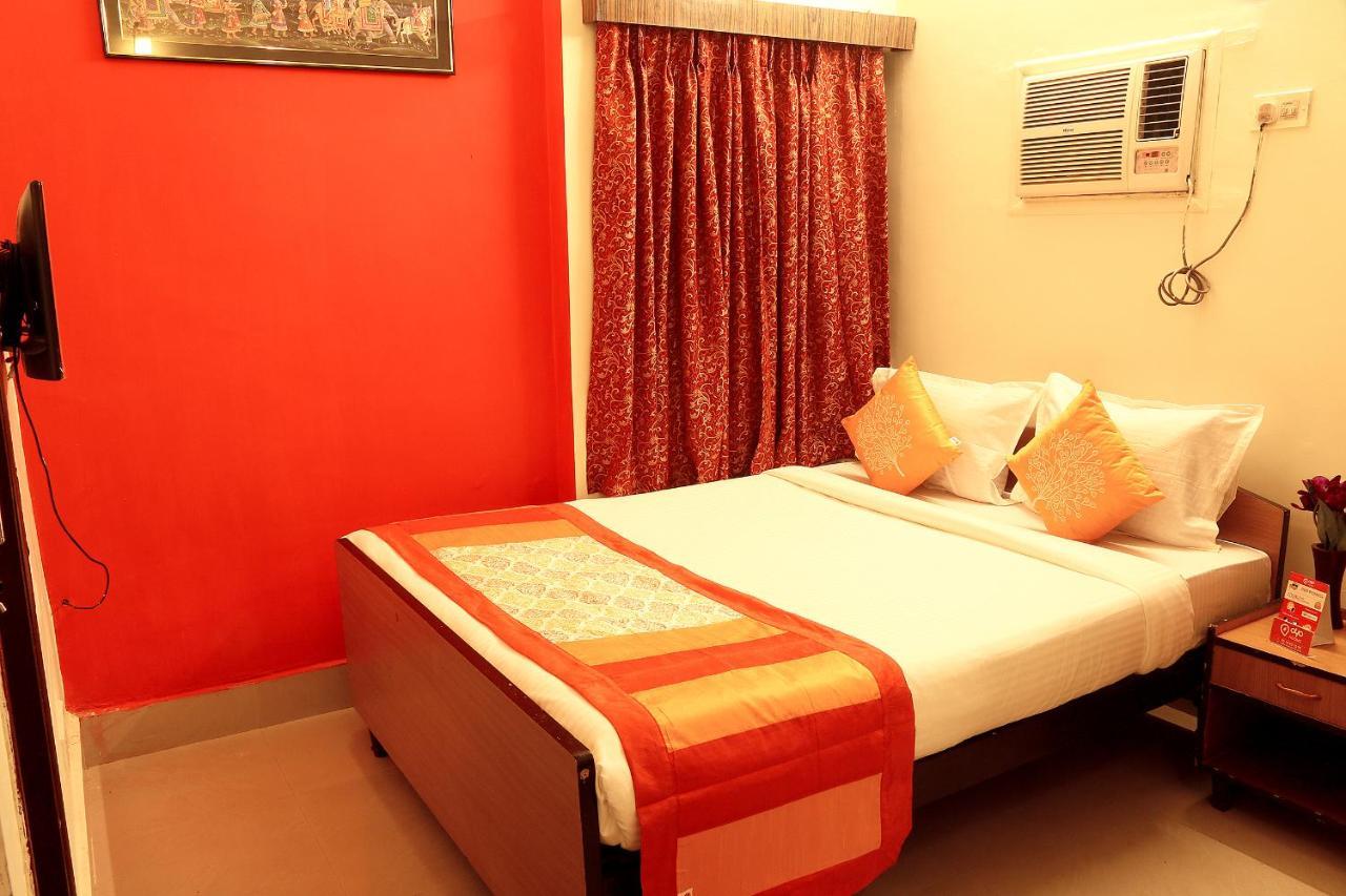 Oyo 3418 Hotel Amit Calcutta Eksteriør billede